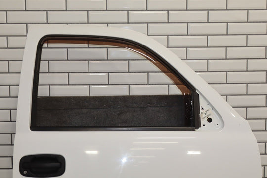 99 - 07 Chevy GMC Truck SUV GMT800 Passenger Right Front Door Summit White 50U