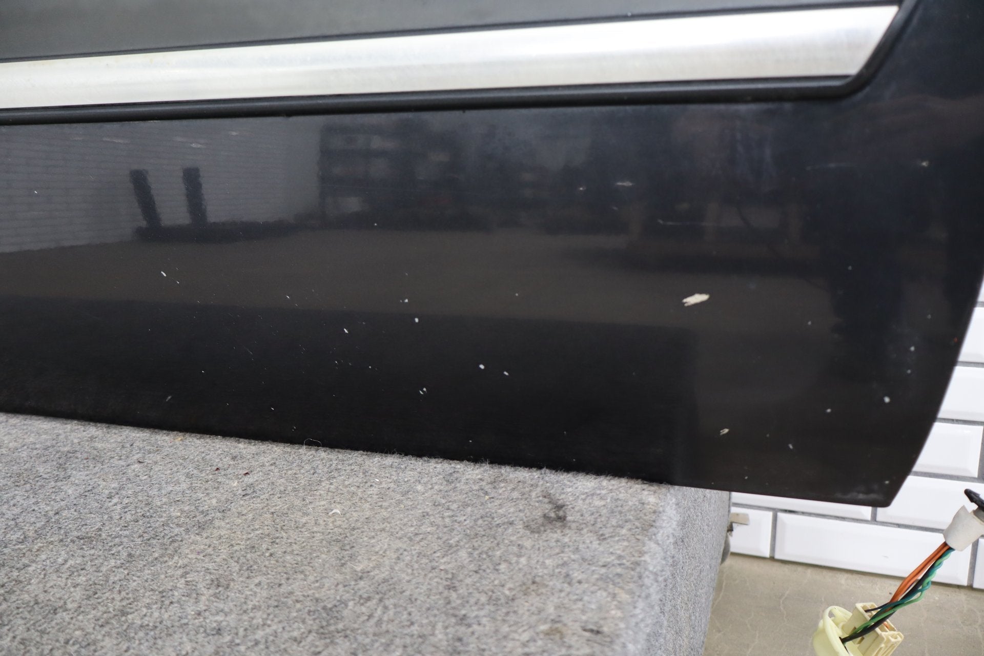 99-07 Chevy GMC Truck SUV GMT800 Right Front Door Black 41U