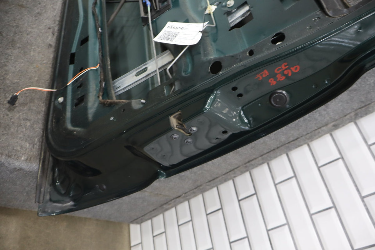 99-07 Chevy GMC Truck SUV GMT800 Right Front Door Forest Green 47