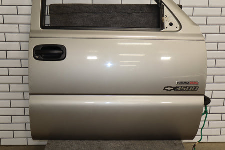 99-07 Chevy GMC Truck SUV GMT800 Right Front Door Light Pewter 11