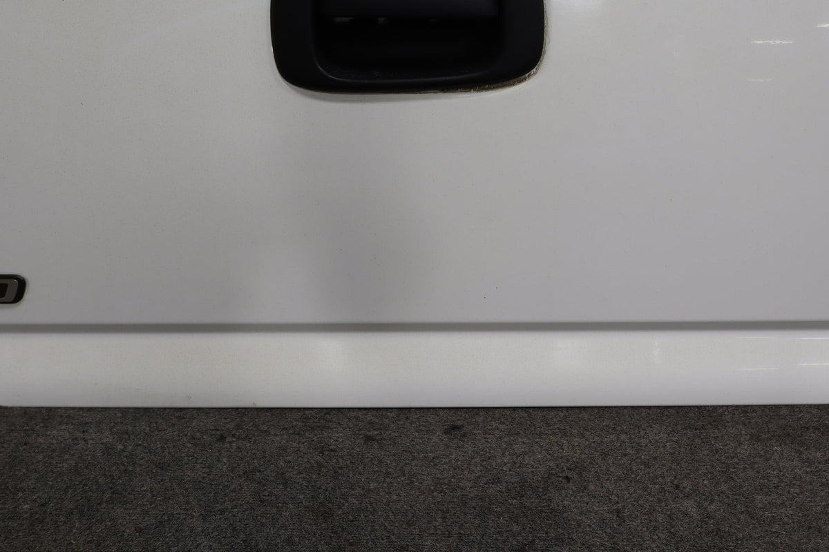 99-07 Chevy Silverado GMC Sierra GMT800 OEM Tailgate