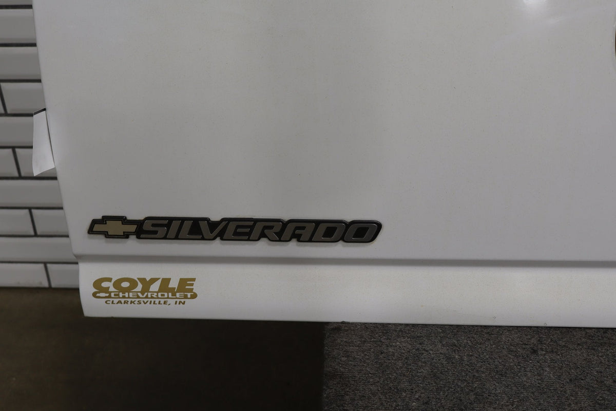99-07 Chevy Silverado GMC Sierra GMT800 OEM Tailgate