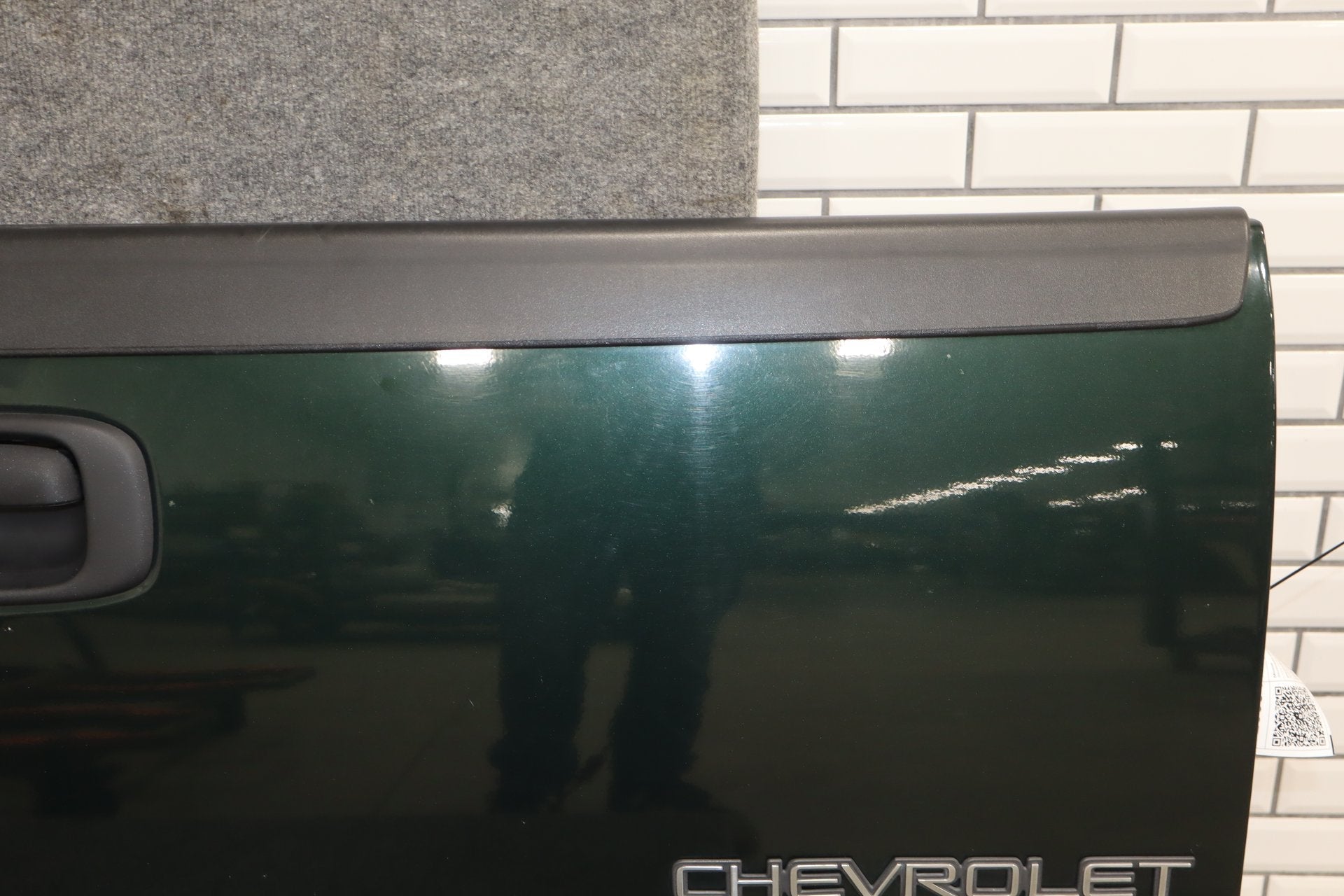 99-07 Chevy Silverado GMC Sierra GMT800 OEM Tailgate Forest Green 47
