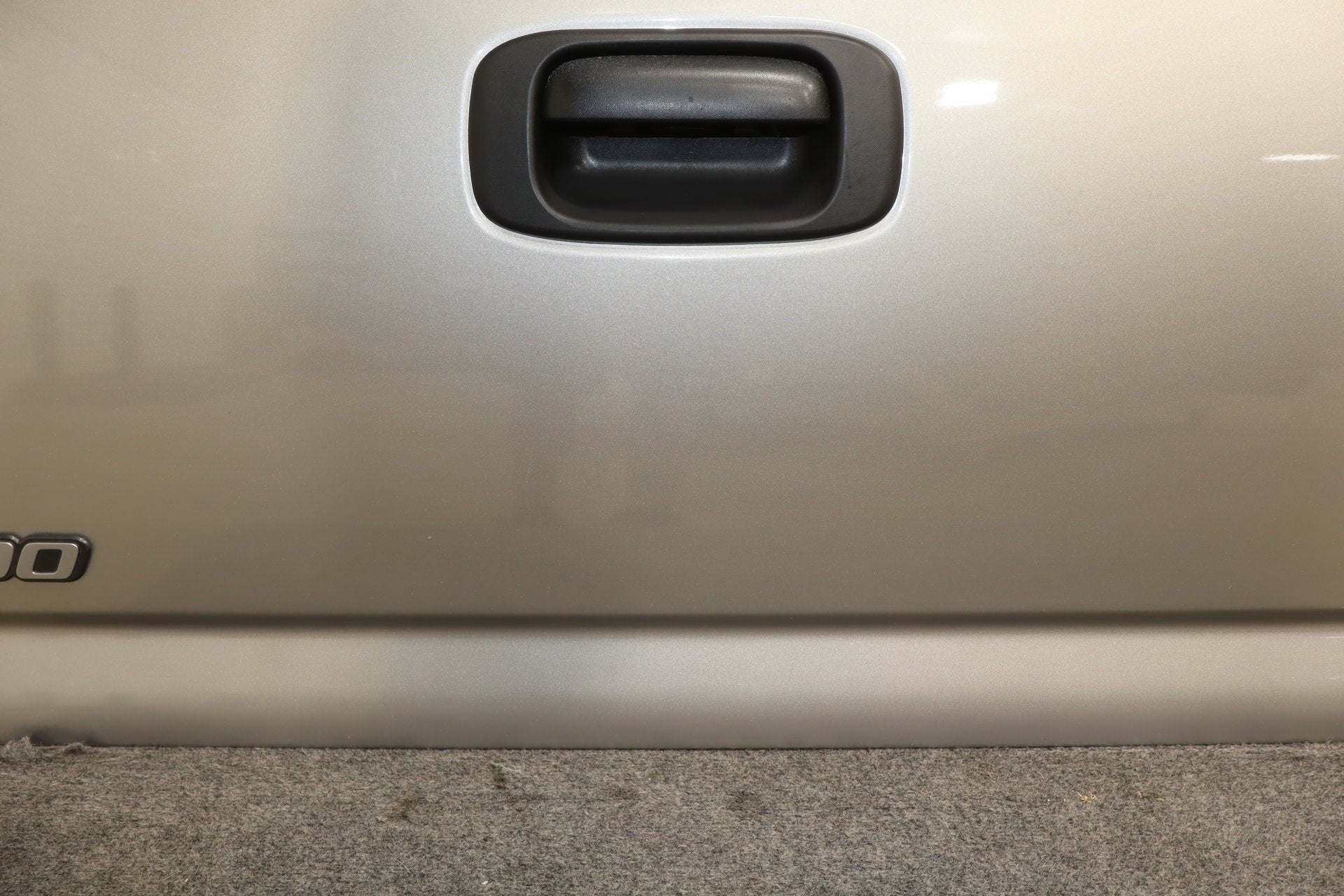 99-07 Chevy Silverado GMC Sierra GMT800 OEM Tailgate Pewter 11