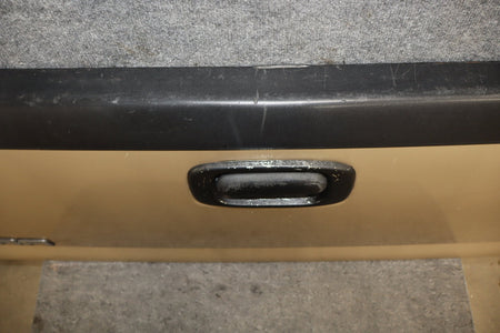 99-07 Chevy Silverado GMC Sierra GMT800 OEM Tailgate sand beige metallic 15u
