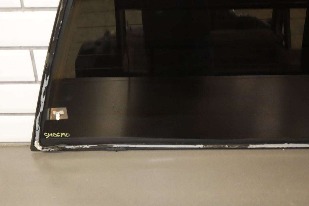 99 - 07 Chevy Silverado GMT800 Heated Privacy Back Glass / Window