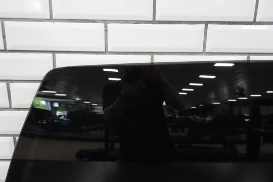 99 - 07 Chevy Silverado GMT800 Heated Privacy Back Glass / Window