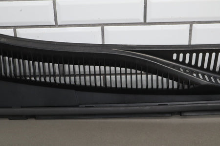 99-07 Chevy Silverado Sierra GMT800 Cowl Vent Panel Black