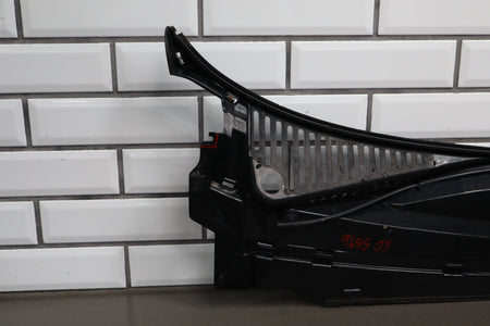 99-07 Chevy Silverado Sierra GMT800 Cowl Vent Panel Black