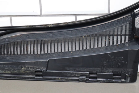 99-07 Chevy Silverado Sierra GMT800 Cowl Vent Panel Black