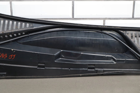 99-07 Chevy Silverado Sierra GMT800 Cowl Vent Panel Black