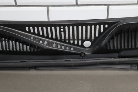 99-07 Chevy Silverado Sierra GMT800 Cowl Vent Panel Black