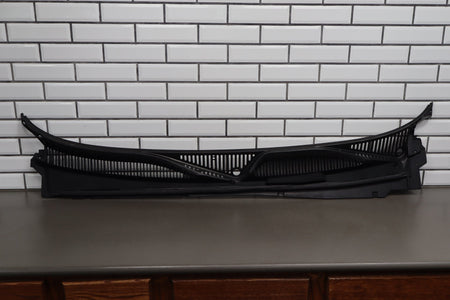 99-07 Chevy Silverado Sierra GMT800 Cowl Vent Panel Black