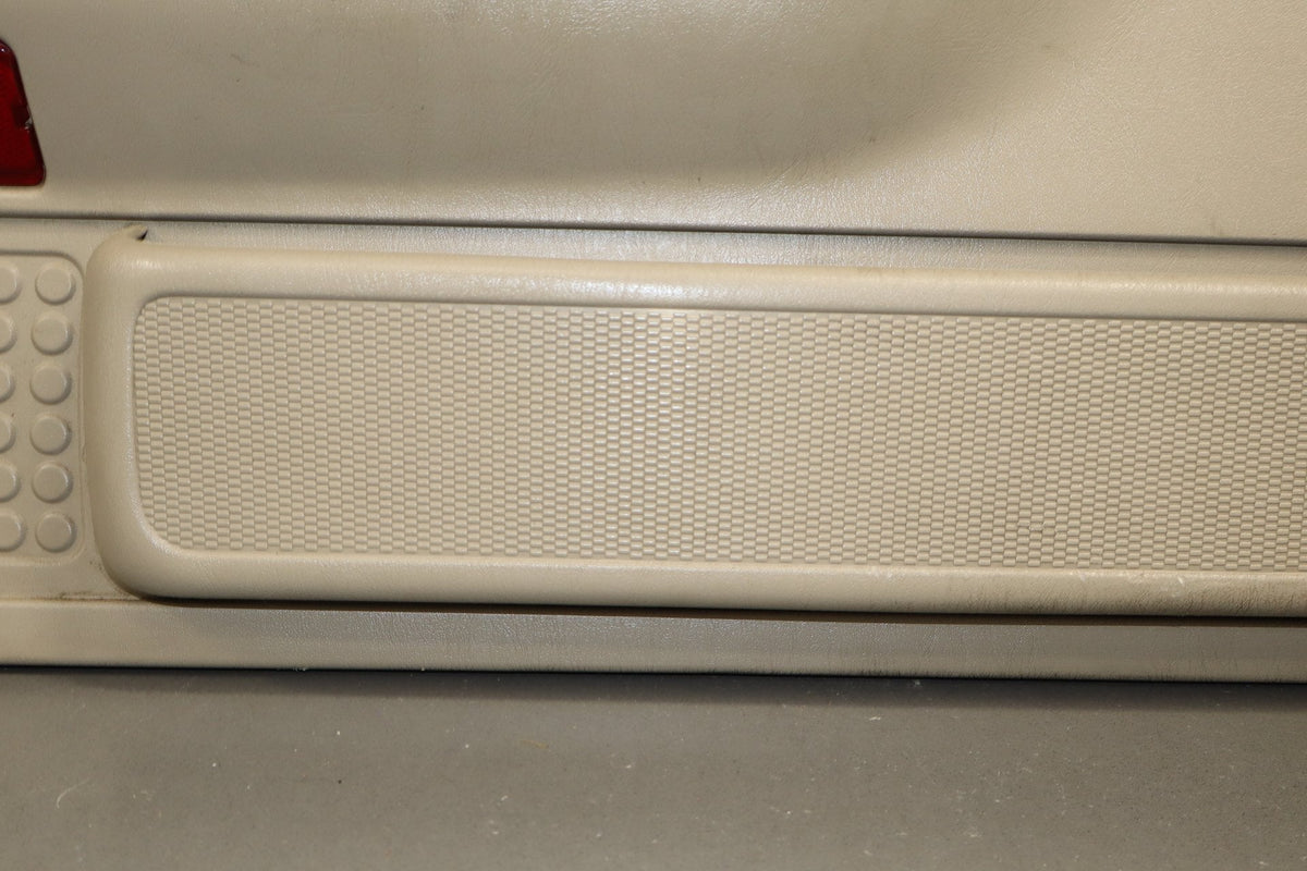 99-07 Ford F-250 F-350 Super Duty Driver Left Front Door Panel Pebble