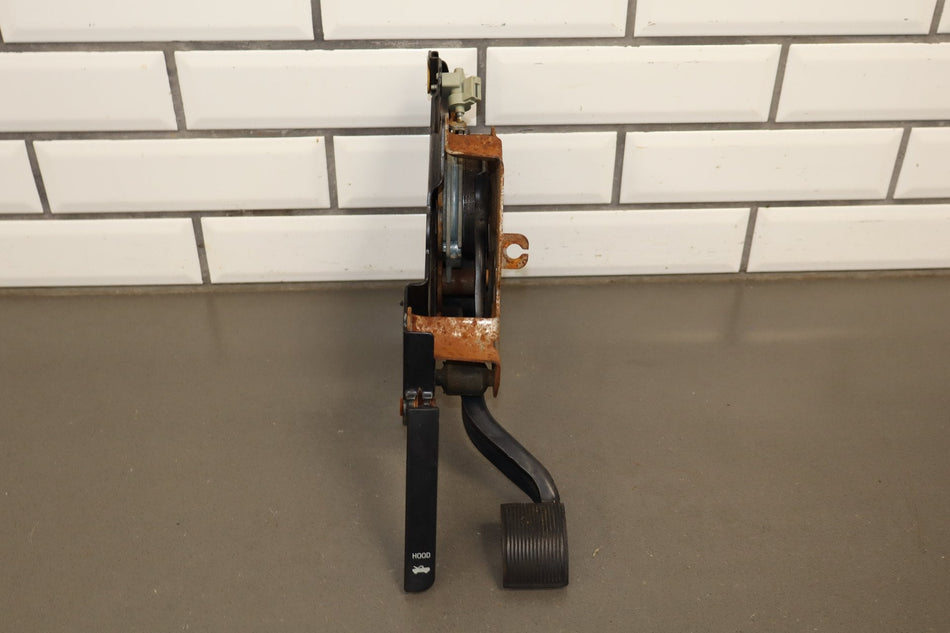 99-07 Ford F250 F350 OEM Emergency Parking Brake Pedal Lever Assembly