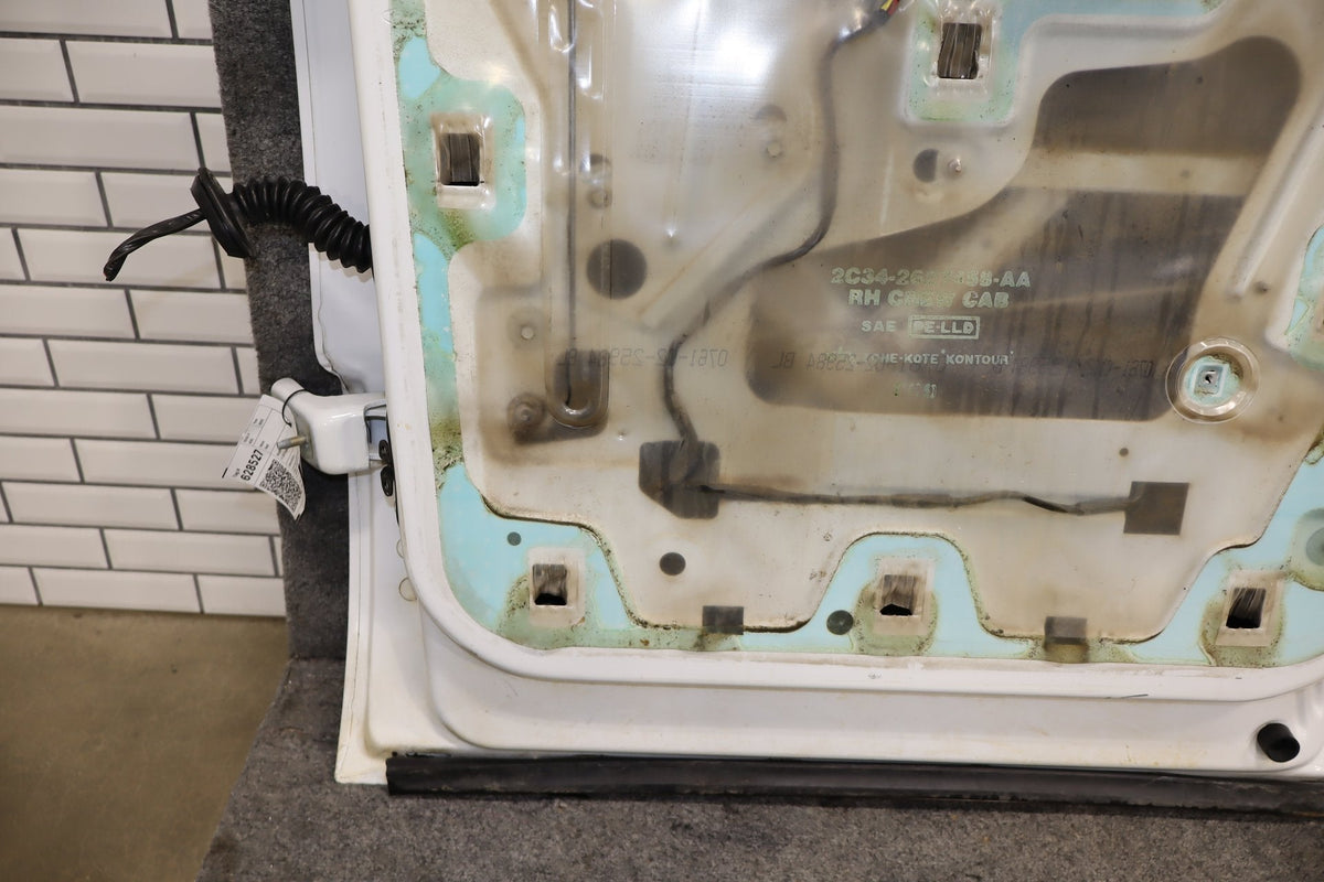 99-07 Ford F250 F350 Super Duty Crew Cab RH Rear Door OEM