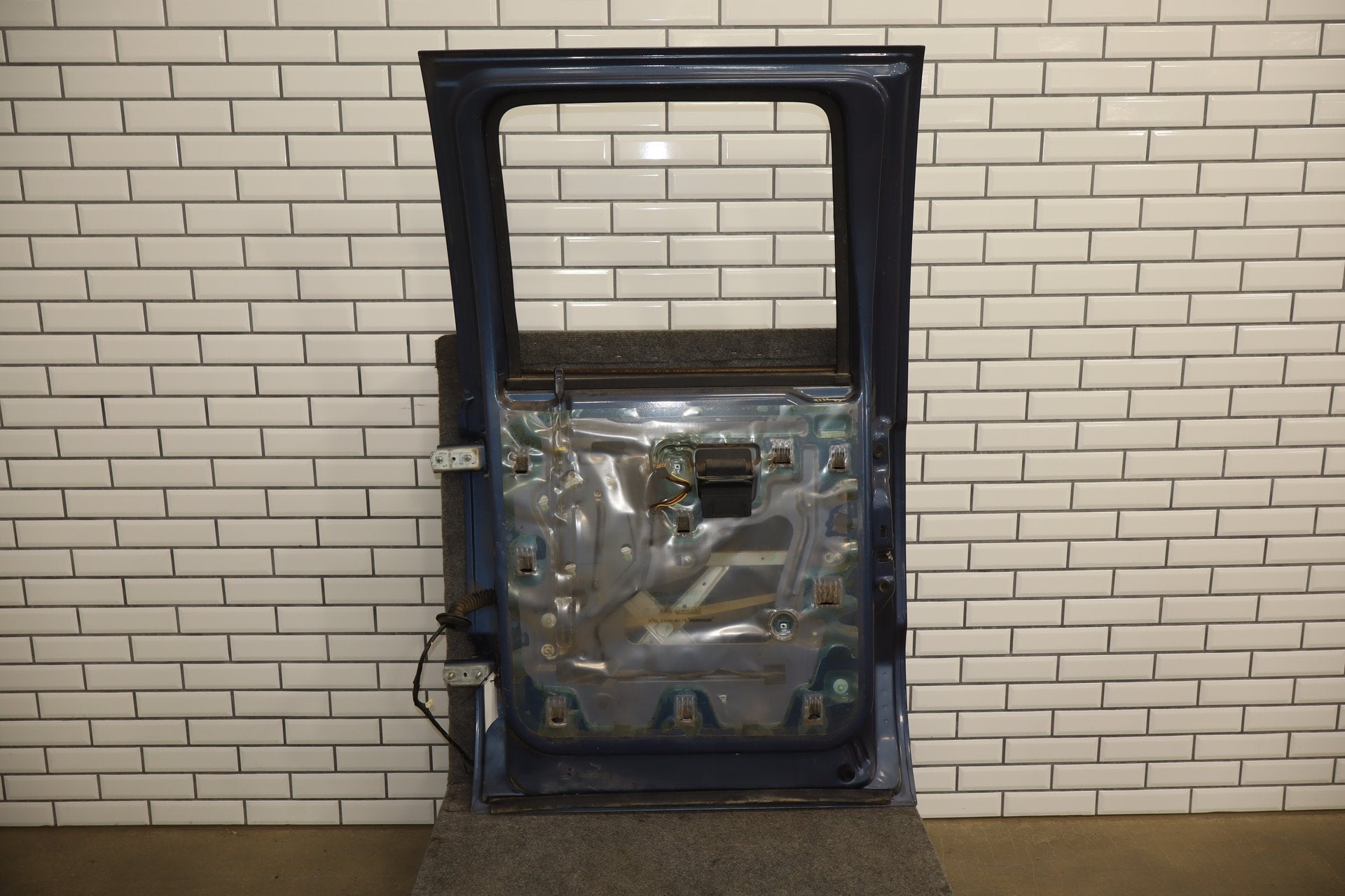 99-07 Ford F250 F350 Super Duty Crew Cab Right Rear Door Wedgewood Blue LD