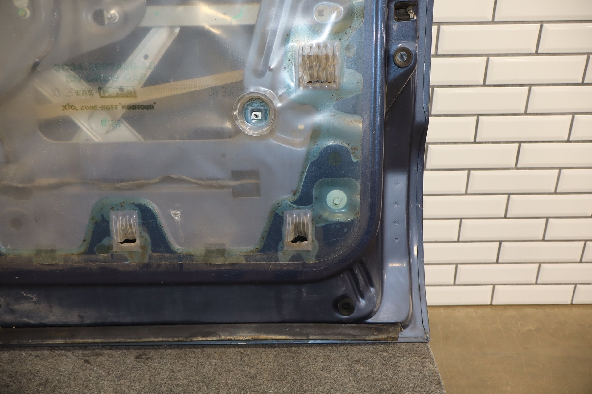 99-07 Ford F250 F350 Super Duty Crew Cab Right Rear Door Wedgewood Blue LD