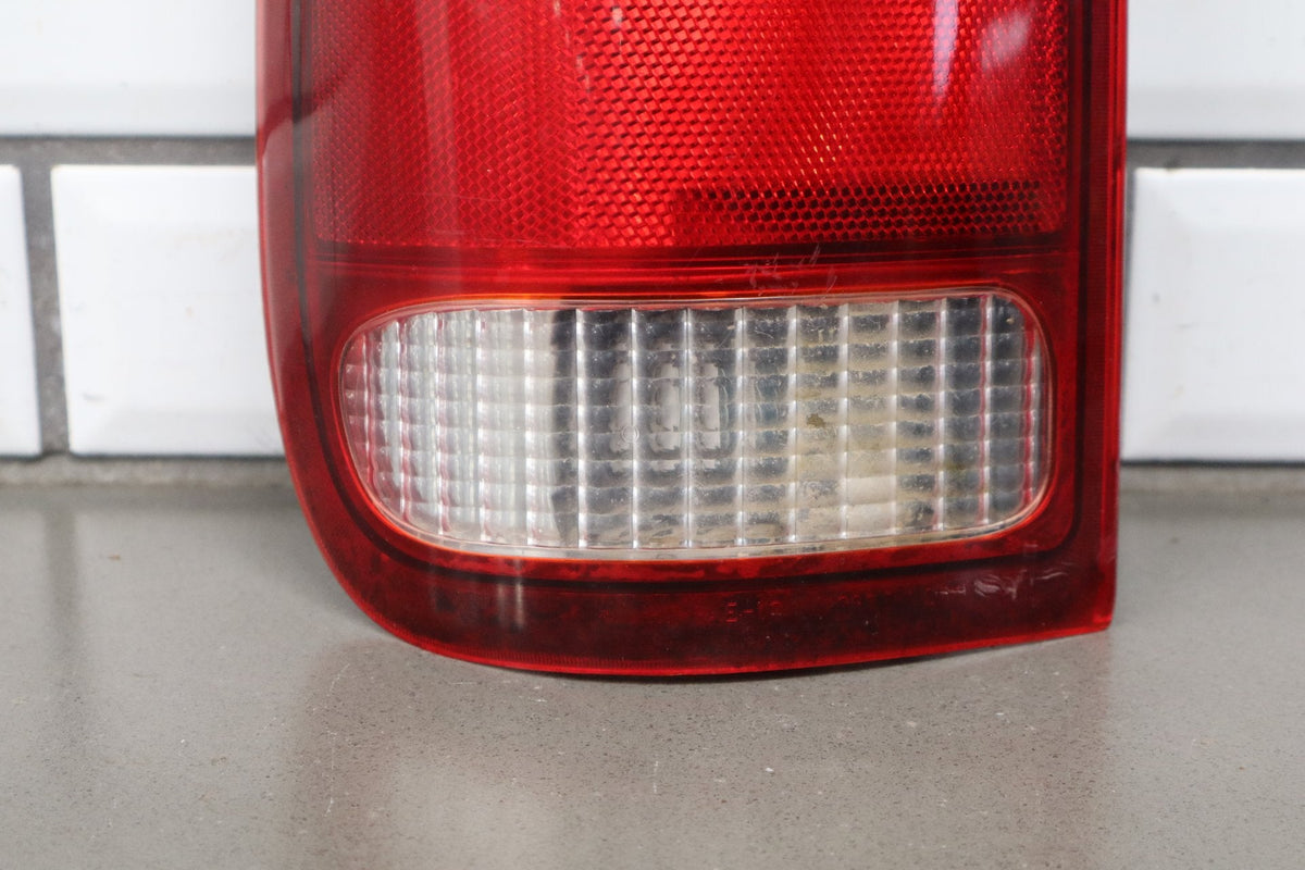 99-07 Ford F250 F350 Super Duty LH Tail Light Styleside OEM
