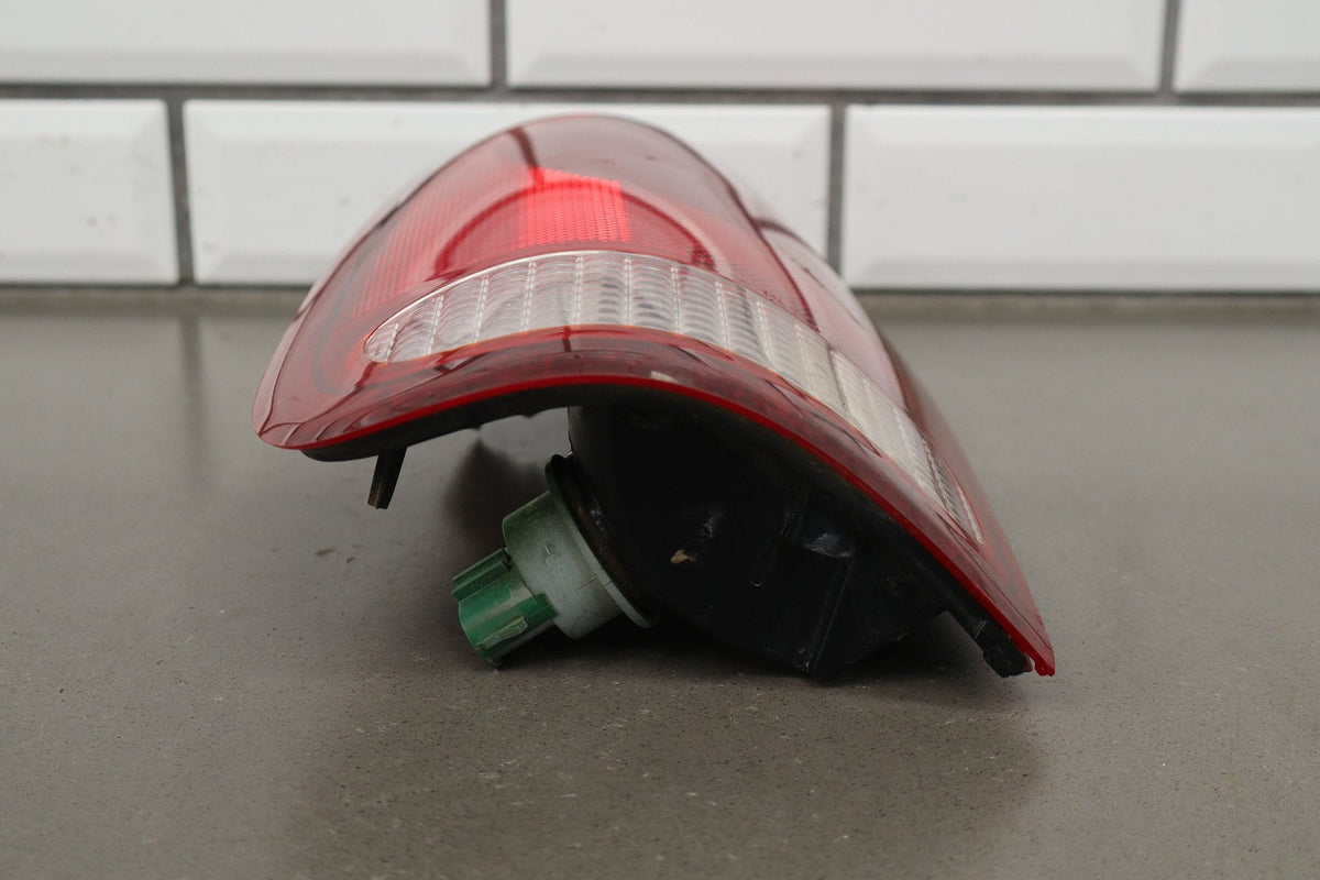 99-07 Ford F250 F350 Super Duty LH Tail Light Styleside OEM