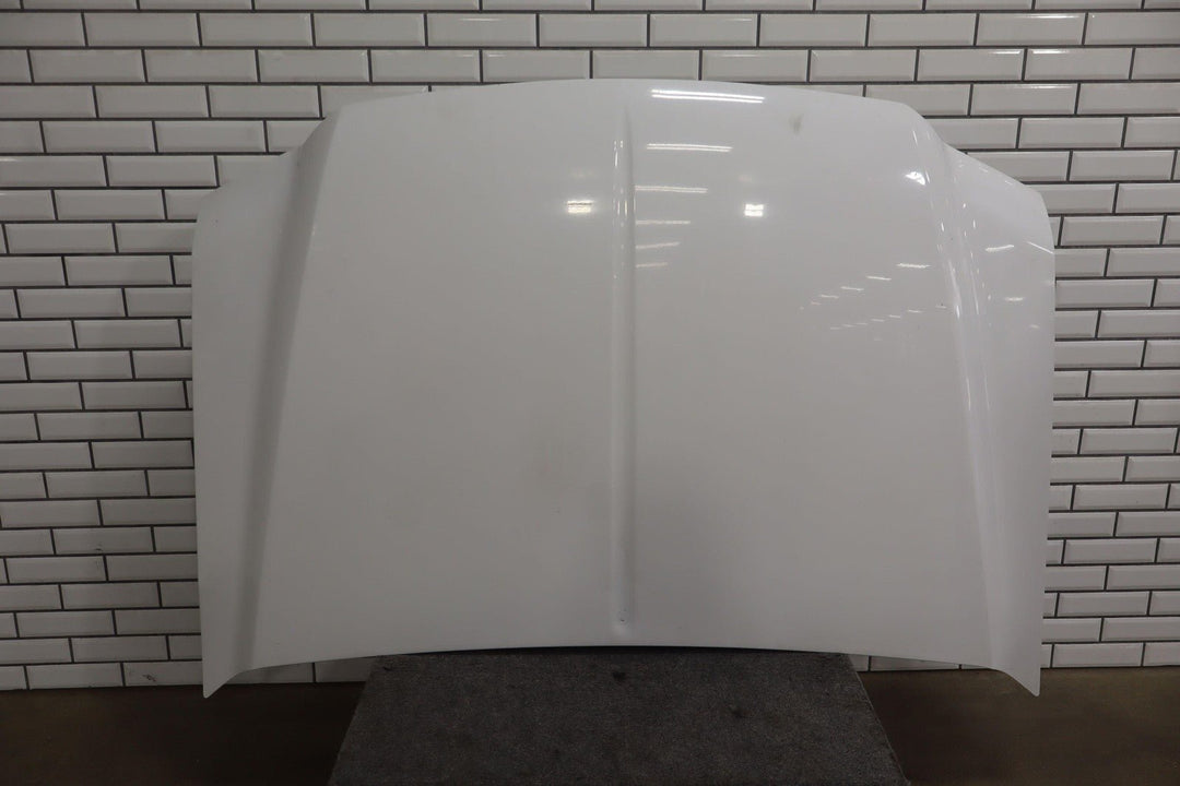 99 - 07 Ford F250 F350 Super Duty OEM Hood Oxford White Z1 See Photos Rust Free