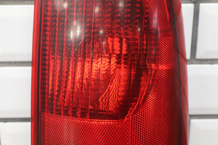 99-07 Ford F250 F350 Super Duty RH Tail Light Styleside OEM