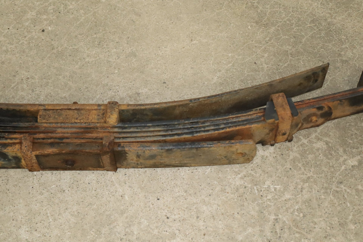 99-07 Ford F250 OEM Rear Leaf Springs Pair Left/Right OEM
