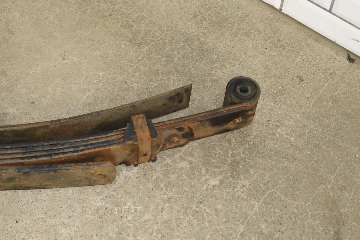 99-07 Ford F250 OEM Rear Leaf Springs Pair Left/Right OEM