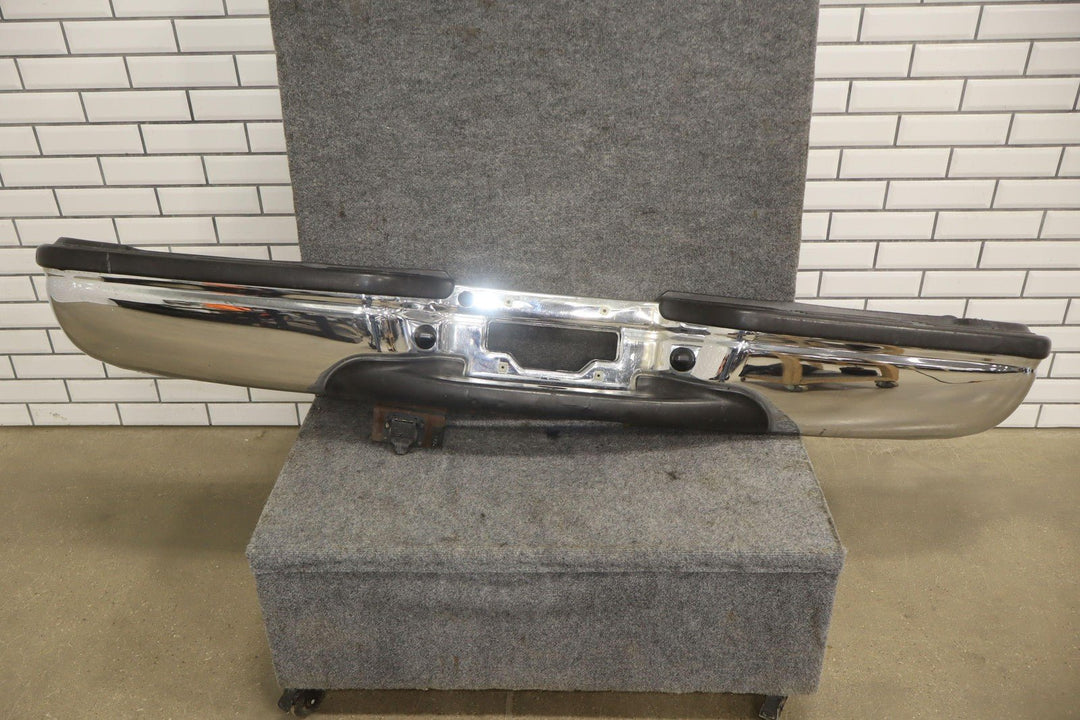 99 - 07 Ford F250 Super Duty OEM Chrome Rear Bumper See Photos