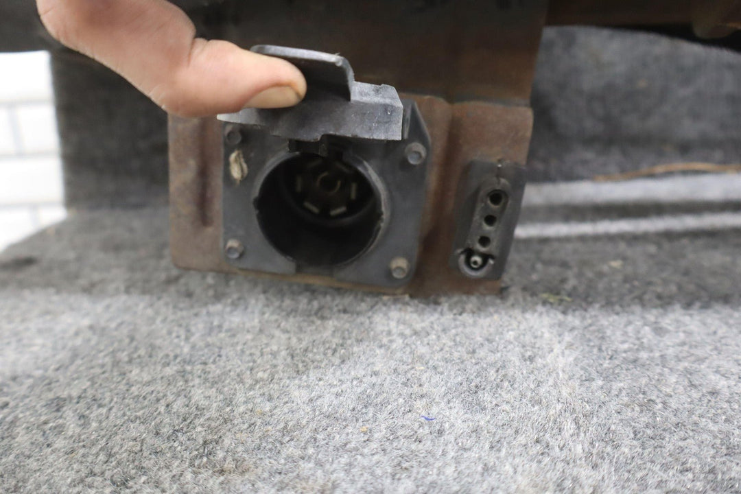 99 - 07 Ford F250 Super Duty OEM Chrome Rear Bumper See Photos