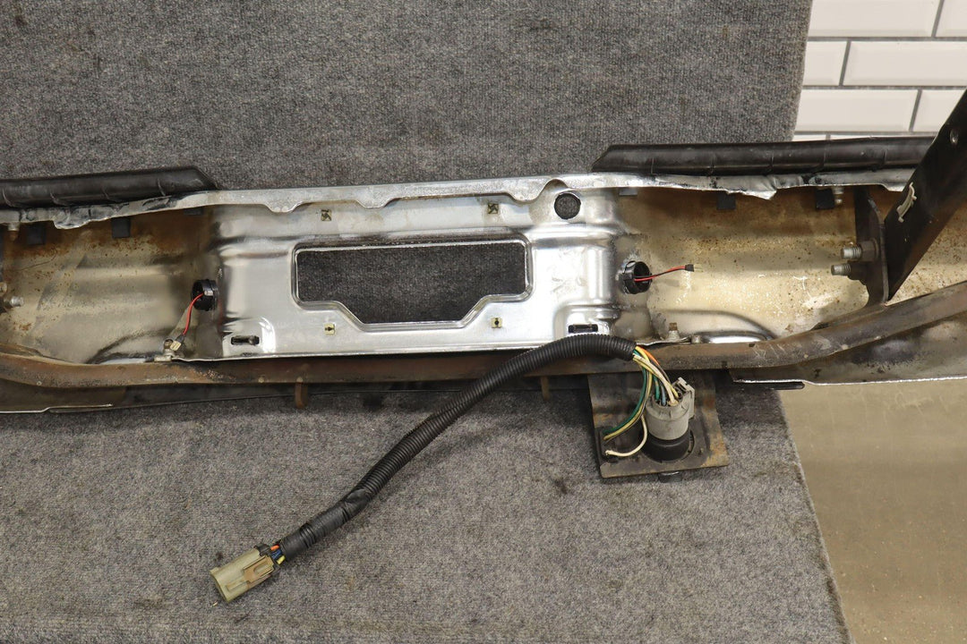 99 - 07 Ford F250 Super Duty OEM Chrome Rear Bumper See Photos