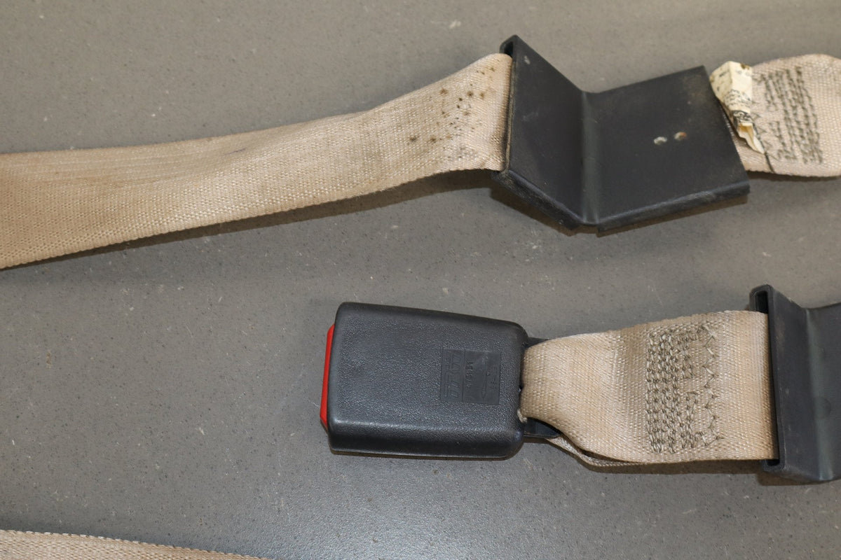 99-07 Ford F350 Super Duty Center Rear Lap Seat Belt OEM