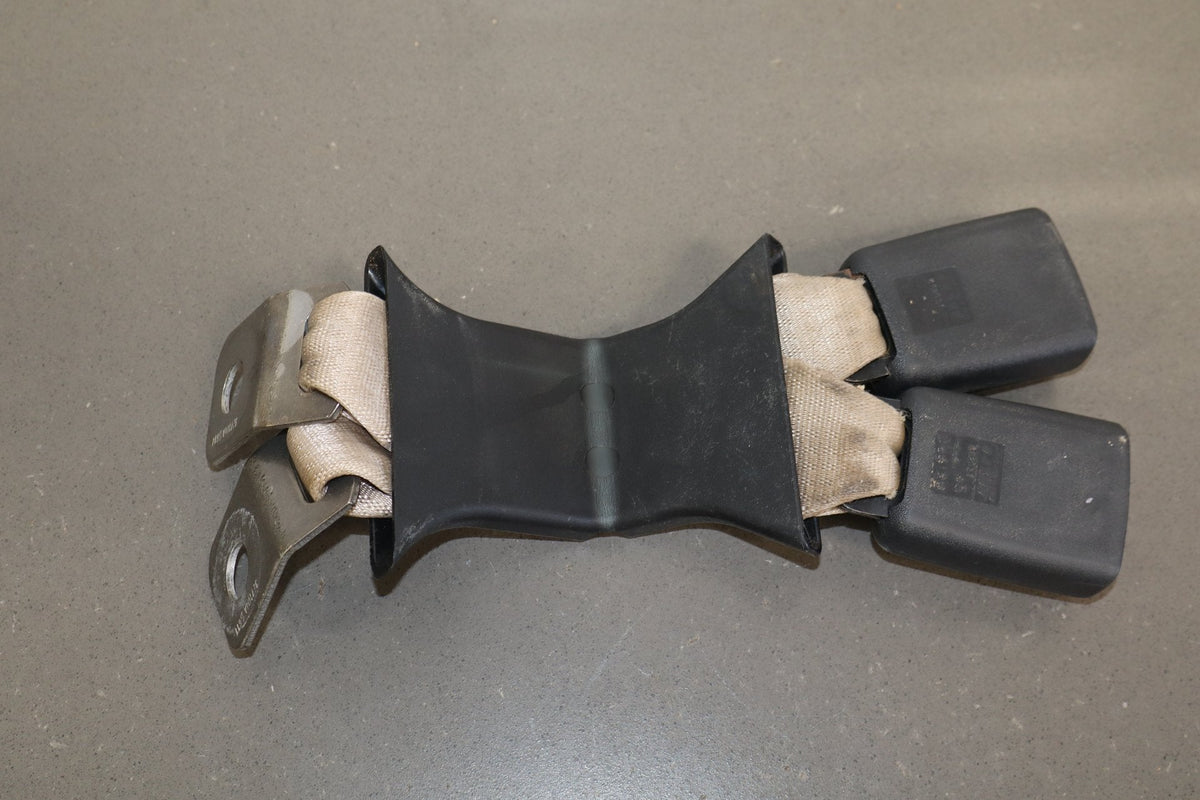 99-07 Ford F350 Super Duty Crew Cab Rear Seat Belt Buckle Set OEM