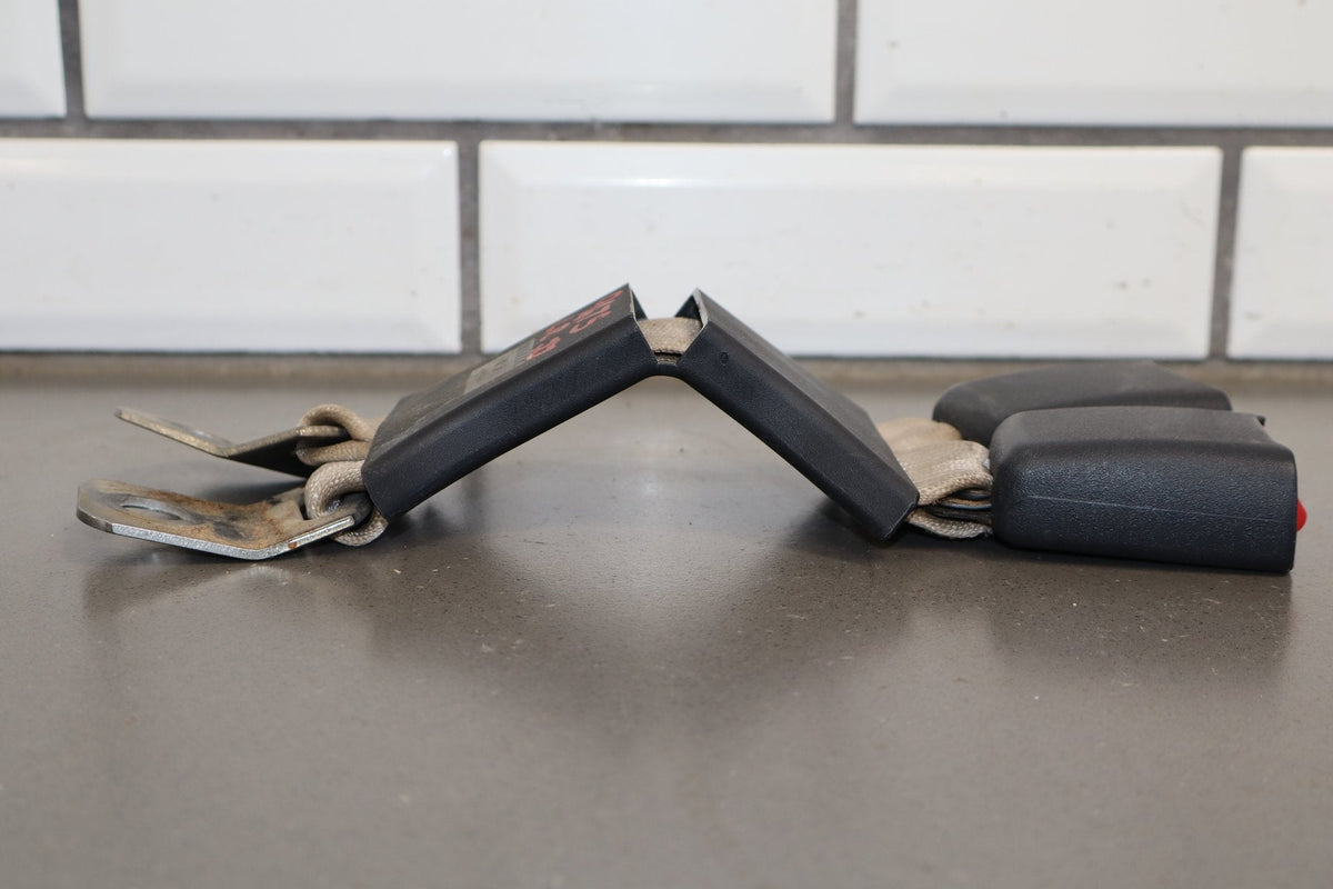 99-07 Ford F350 Super Duty Crew Cab Rear Seat Belt Buckle Set OEM