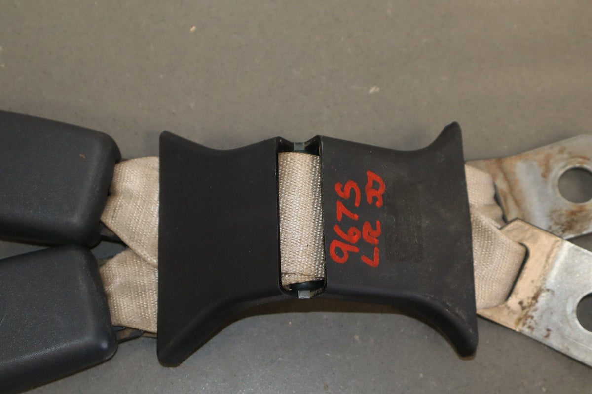 99-07 Ford F350 Super Duty Crew Cab Rear Seat Belt Buckle Set OEM