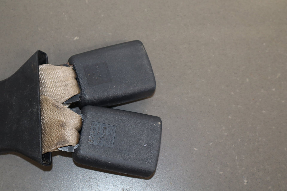 99-07 Ford F350 Super Duty Crew Cab Rear Seat Belt Buckle Set OEM