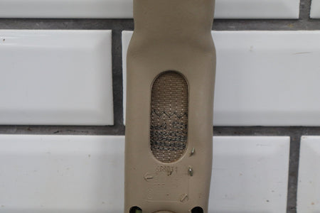 99-07 Ford F350 Super Duty Right Front Seat Belt Buckle OEM