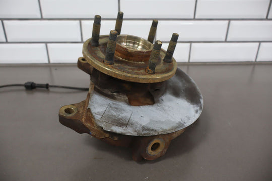 99 - 07 GMC Sierra Classic Style Crew Cab Right Passenger Front Spindle Hub Sensor