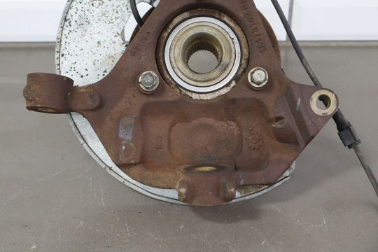 99 - 07 GMC Sierra Classic Style Crew Cab Right Passenger Front Spindle Hub Sensor