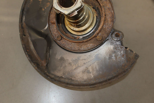 99 - 07 Lexus LX470 / Land Cruiser 4.7L Left Driver Front Spindle