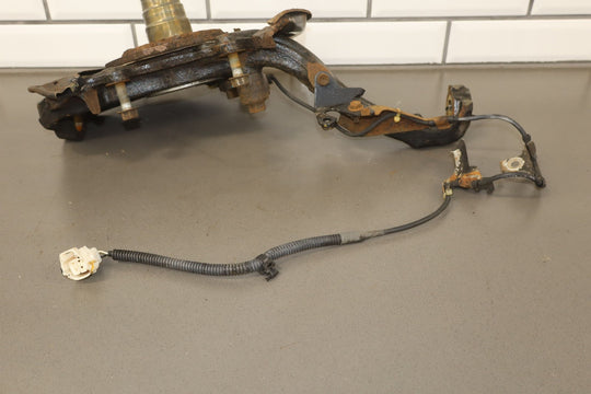 99 - 07 Lexus LX470 / Land Cruiser 4.7L Left Driver Front Spindle