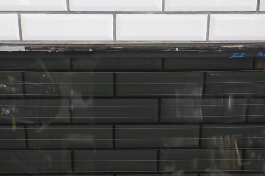 99 - 07 Toyota Land Cruiser Heated Rear Window Back Glass