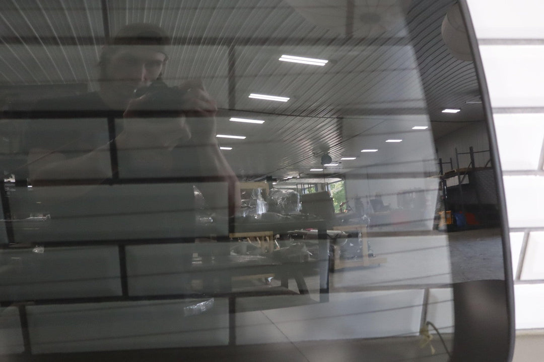 99 - 07 Toyota Land Cruiser Heated Rear Window Back Glass