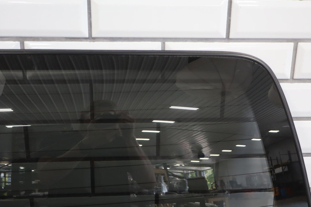 99 - 07 Toyota Land Cruiser Heated Rear Window Back Glass