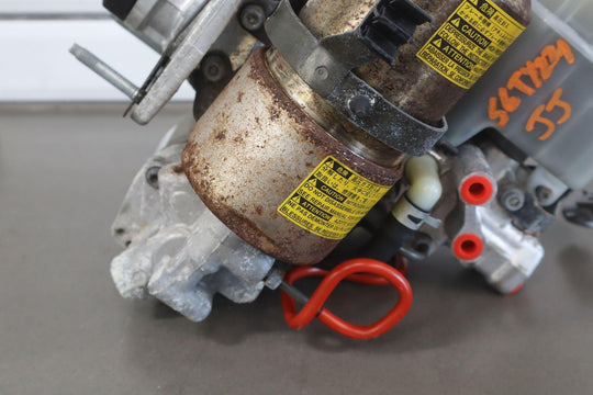 99 - 07 Toyota Land Cruiser Power Brake Booster W/Reservoir - Lid & Master