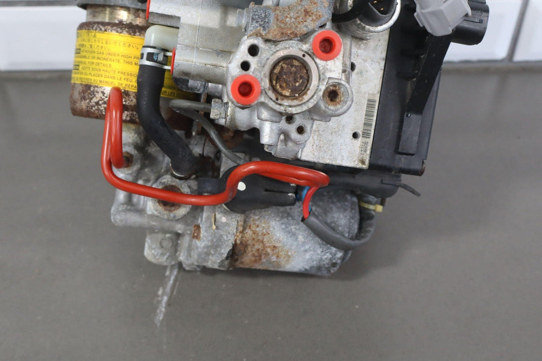 99 - 07 Toyota Land Cruiser Power Brake Booster W/Reservoir - Lid & Master