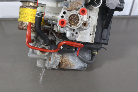 99 - 07 Toyota Land Cruiser Power Brake Booster W/Reservoir - Lid & Master