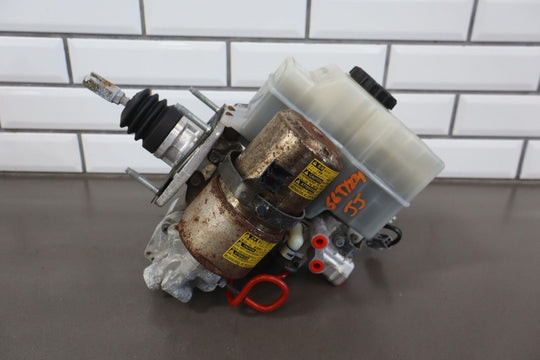 99 - 07 Toyota Land Cruiser Power Brake Booster W/Reservoir - Lid & Master
