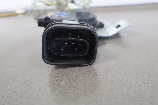 99 - 07 Toyota Land Cruiser V8 Upper Tailgate Hatch Latch W/Rods & Motor