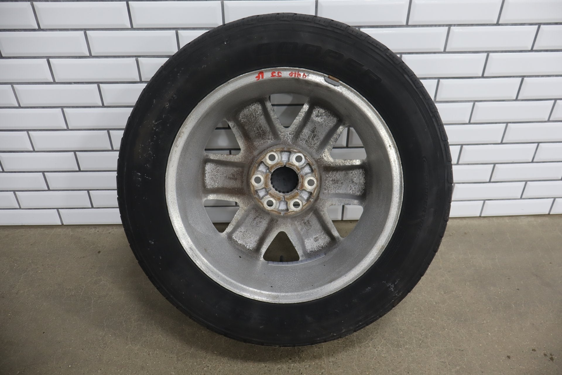 99-14 Chevy GMC OEM 20" Polished Wheel/Tire Set 275/55/20 (4) 6 Lug 1500